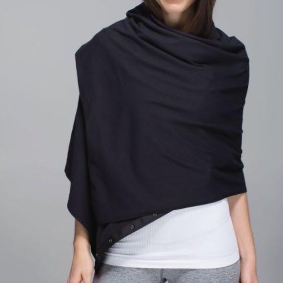 Lululemon Versatile Scarf - Picture 2 of 5